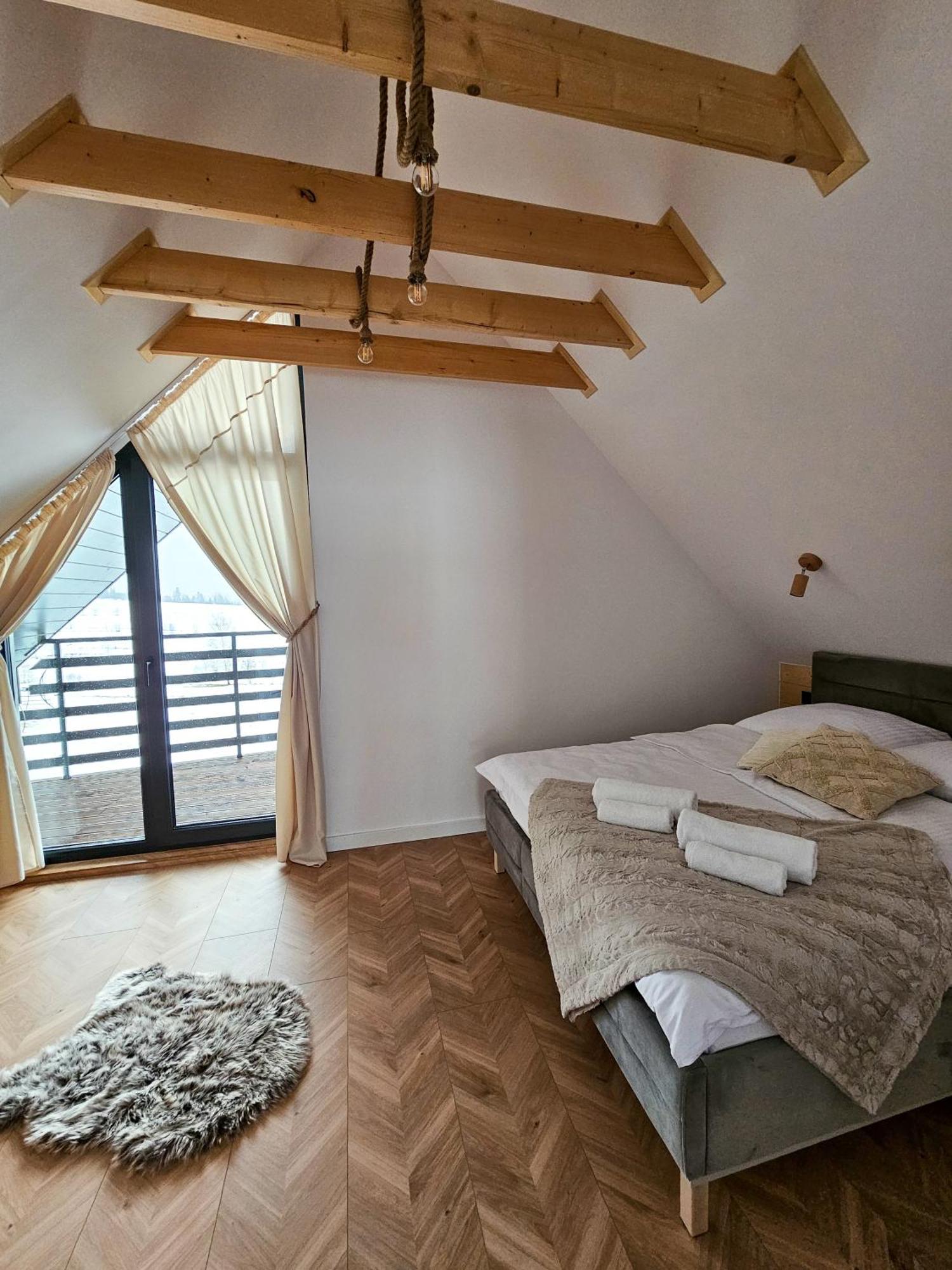 Okno Na Gory Apartment Klikuszowa Екстериор снимка